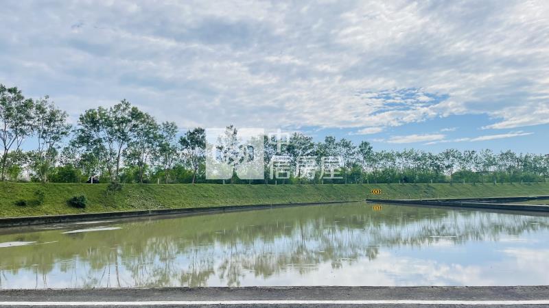 礁溪近市區河堤旁雙面路全新農舍房屋室內格局與周邊環境