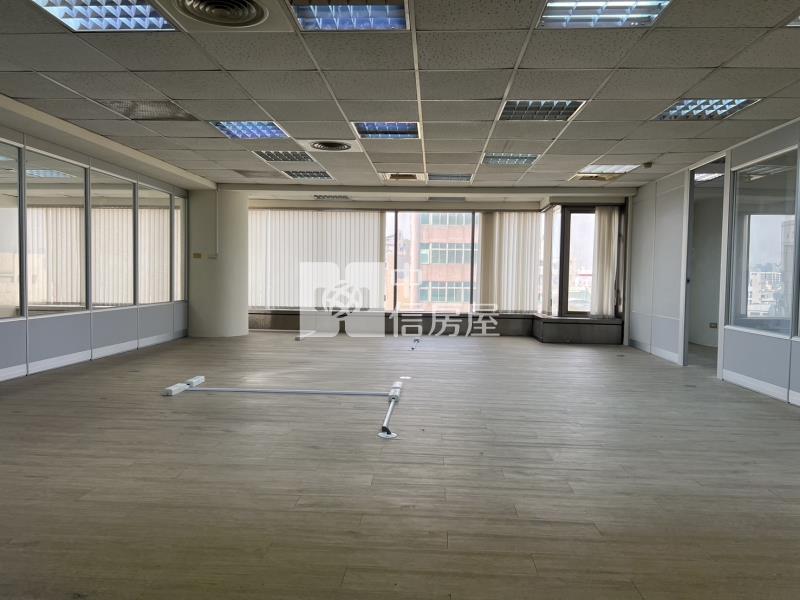 白金商務房屋室內格局與周邊環境