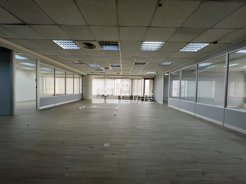 白金商務房屋室內格局與周邊環境