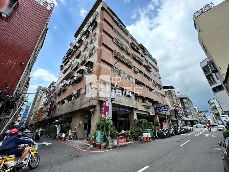 北區次頂樓兩房房屋室內格局與周邊環境