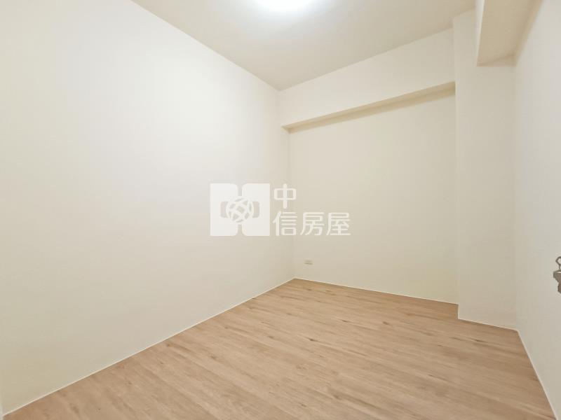 中壢近家樂福~室內大空間超美大四房房屋室內格局與周邊環境