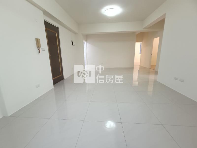 中壢近家樂福~室內大空間超美大四房房屋室內格局與周邊環境