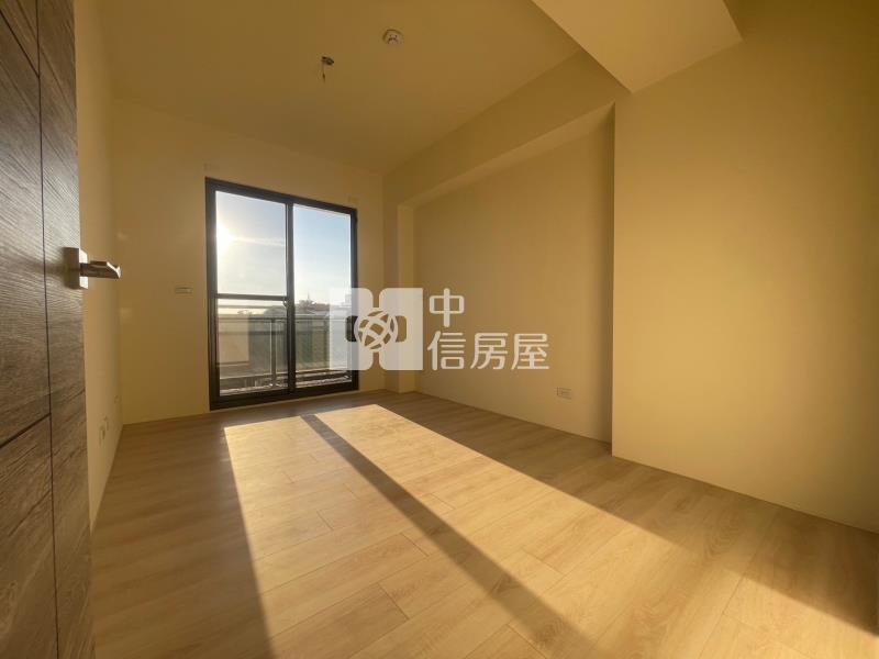 太平國小旁全新完工雙車透天房屋室內格局與周邊環境