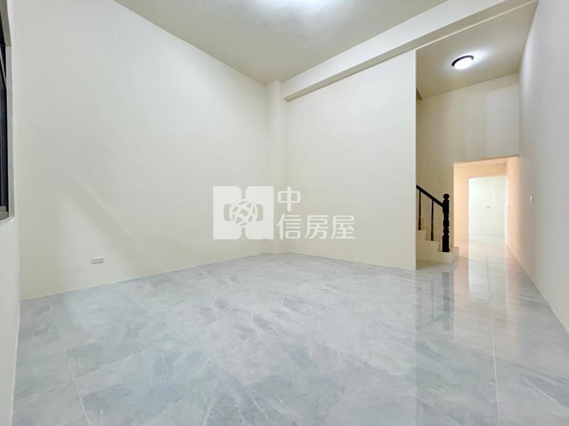 學區旁五房美透天房屋室內格局與周邊環境