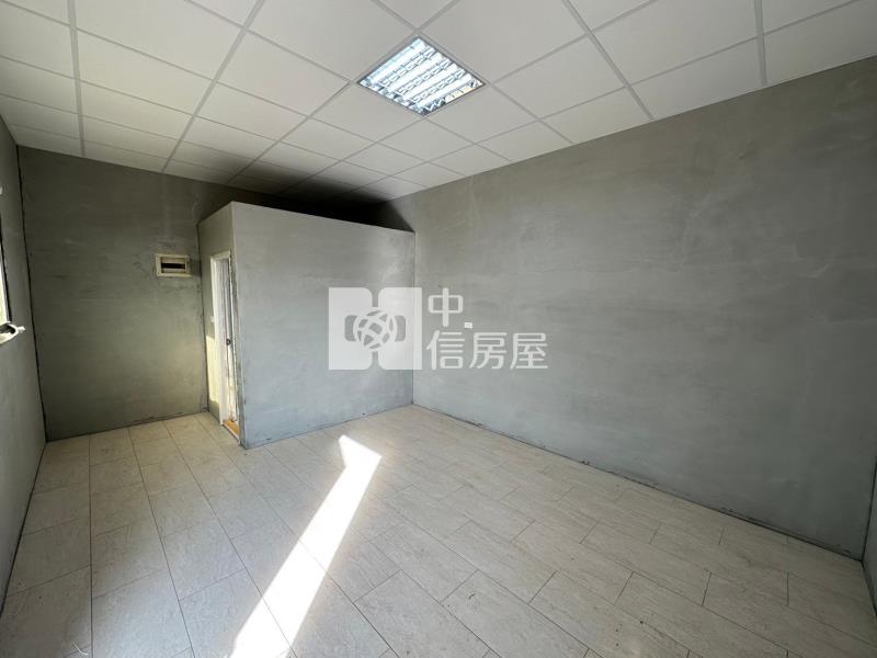 新屋合法資材室+農地房屋室內格局與周邊環境