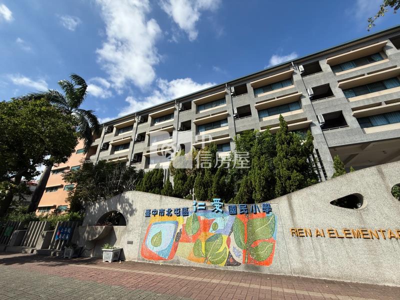 水湳經貿全新完工電梯26間套房房屋室內格局與周邊環境
