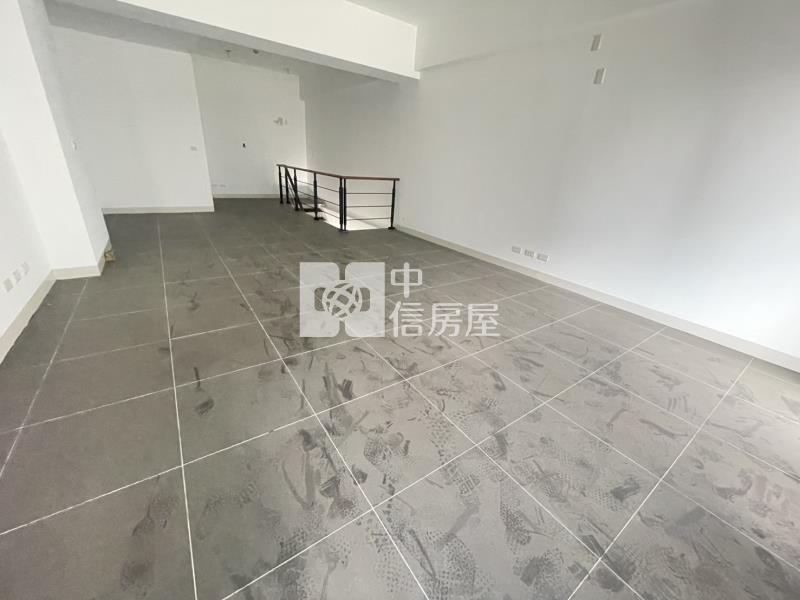 【安家】中壢過嶺藍海帝國雙車位店面A房屋室內格局與周邊環境