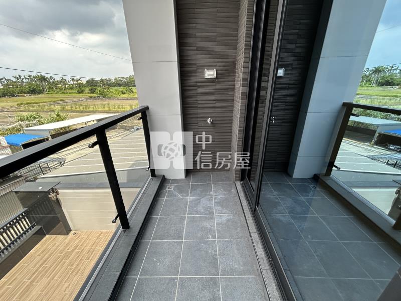 新市氣宇非凡高質感雙車墅房屋室內格局與周邊環境