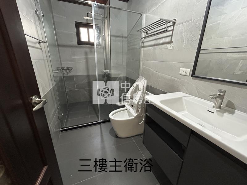 新市氣宇非凡高質感雙車墅房屋室內格局與周邊環境