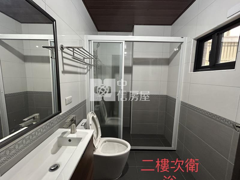 新市氣宇非凡高質感雙車墅房屋室內格局與周邊環境