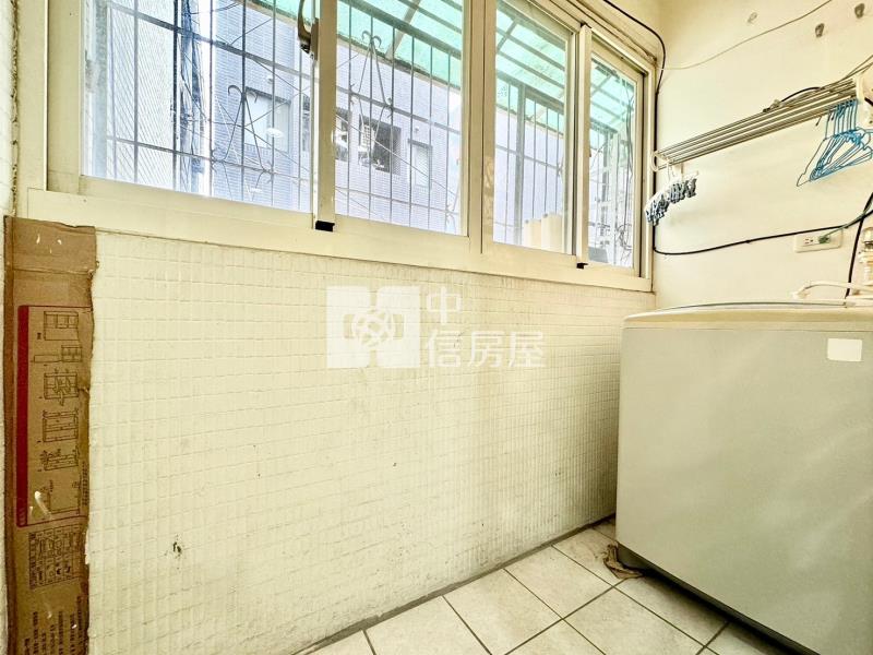 一中商圈大三房二樓公寓房屋室內格局與周邊環境