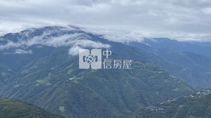 拉拉山無敵景觀農地房屋室內格局與周邊環境