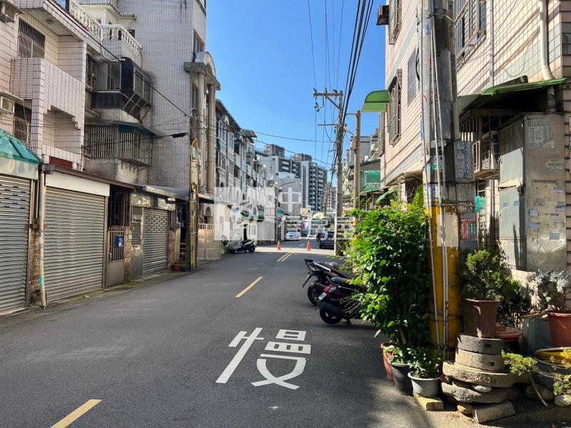 大竹國小旁整新美三房房屋室內格局與周邊環境