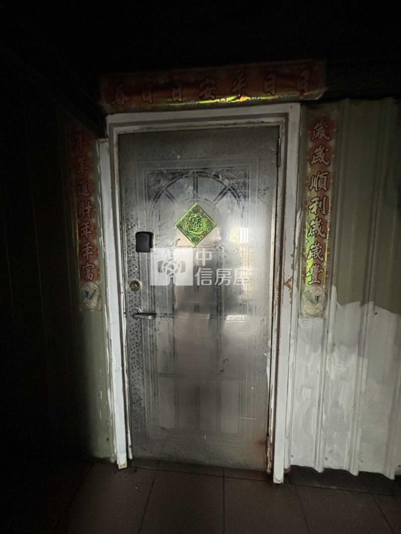 好事多電梯低價4房房屋室內格局與周邊環境