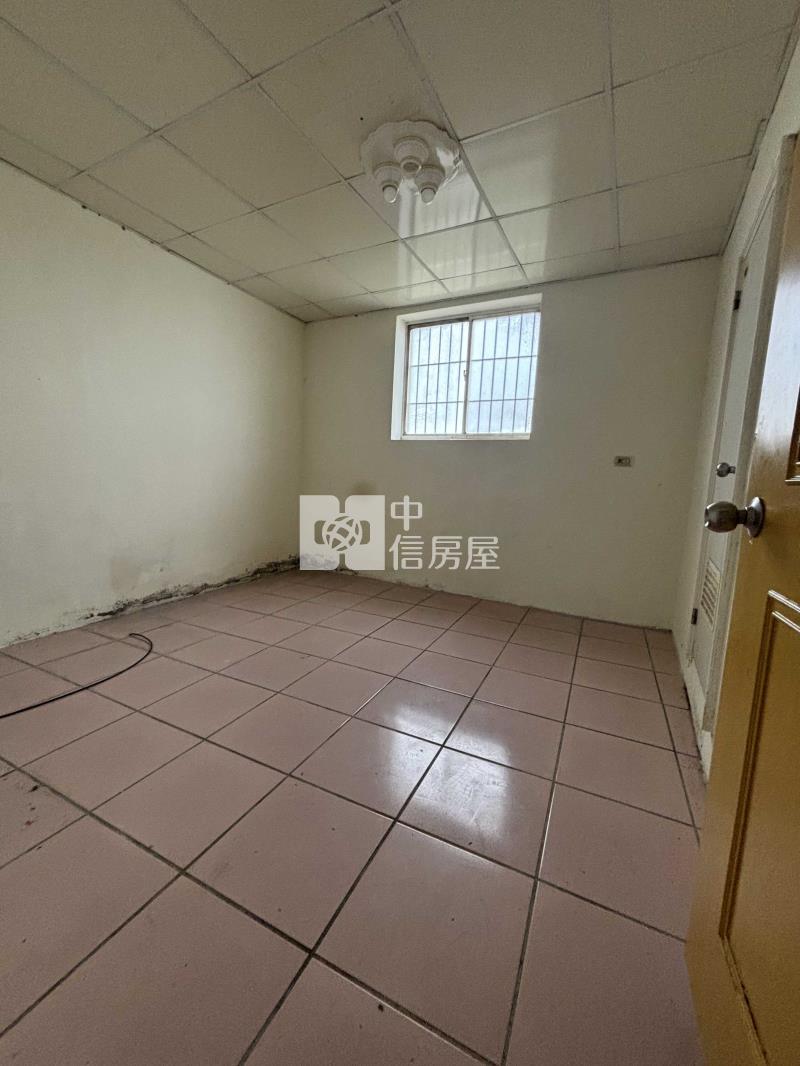 好事多電梯低價4房房屋室內格局與周邊環境