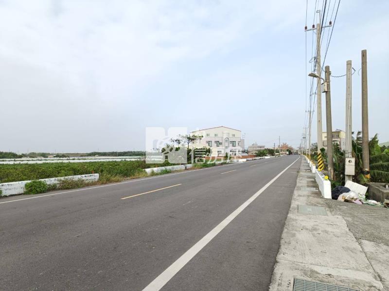 北門區臨路有農舍大農地房屋室內格局與周邊環境