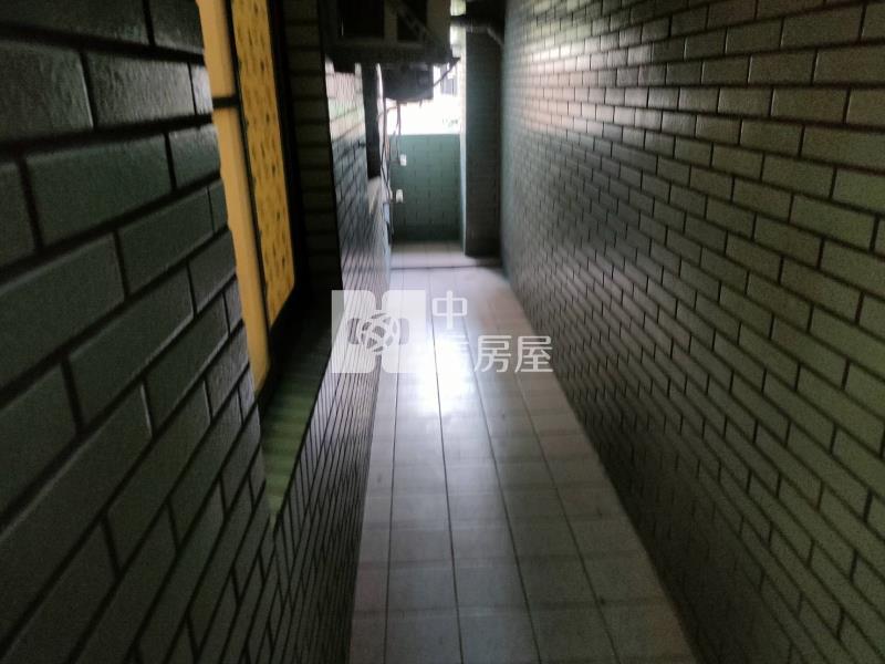 慈濟大面寬1+2平車店面房屋室內格局與周邊環境
