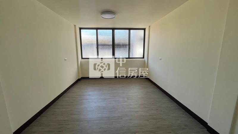 公所旁透天房屋室內格局與周邊環境
