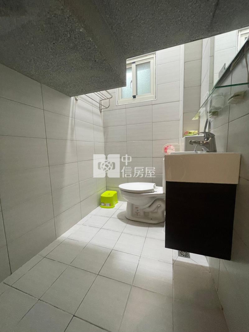枋寮東海美透天房屋室內格局與周邊環境