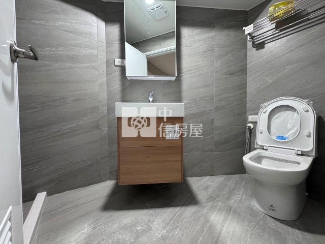 忠孝國小學區2房房屋室內格局與周邊環境