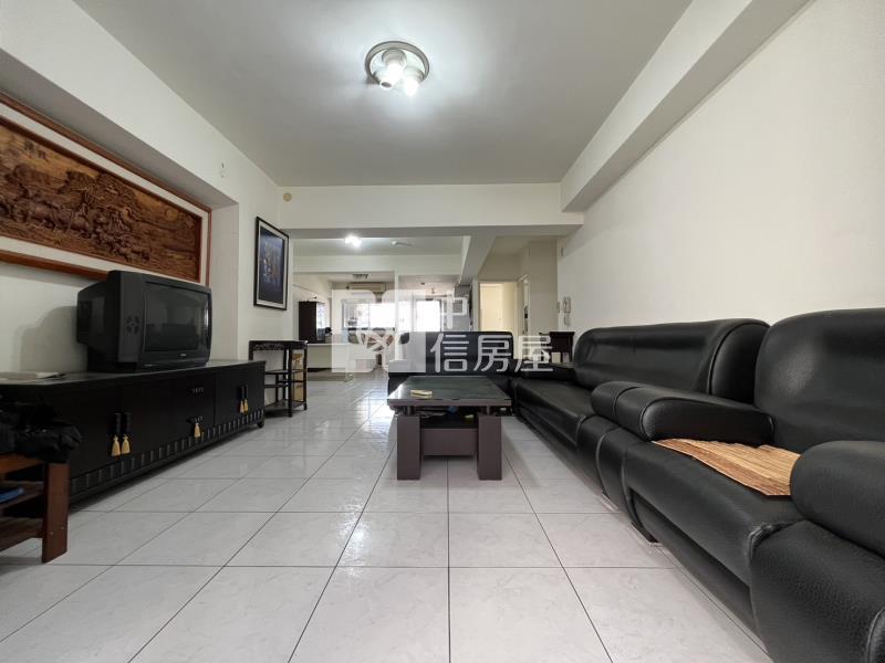 中山醫稀有大坪數視野高樓層四房平車房屋室內格局與周邊環境