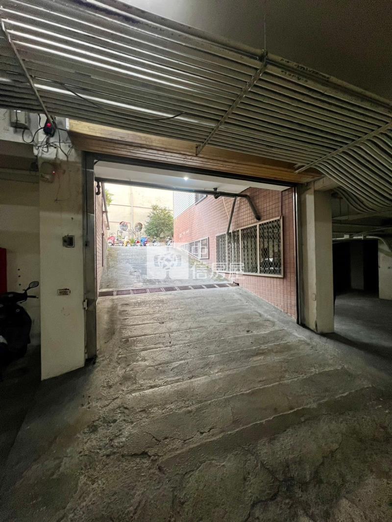 北區絕美三房平車房屋室內格局與周邊環境
