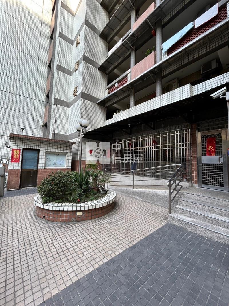 北區絕美三房平車房屋室內格局與周邊環境