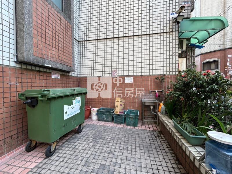 北區絕美三房平車房屋室內格局與周邊環境