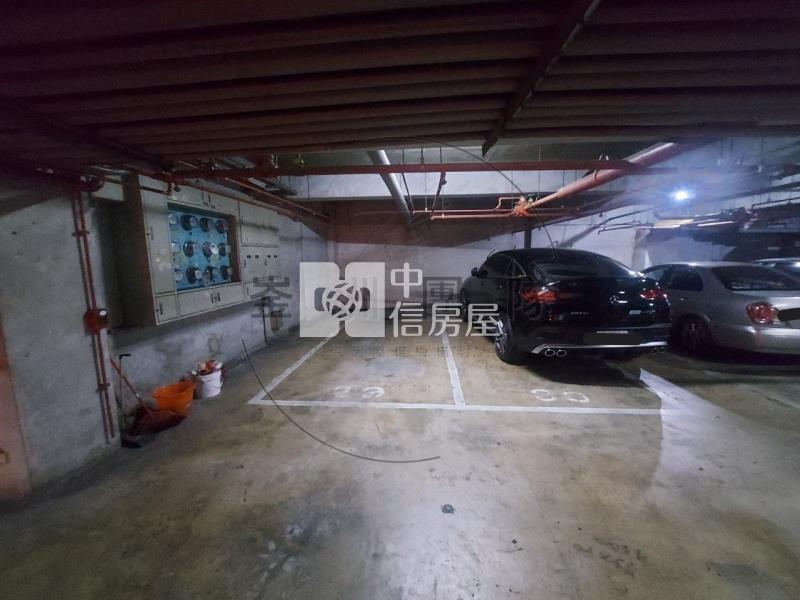 龍興國中採光美三房車房屋室內格局與周邊環境