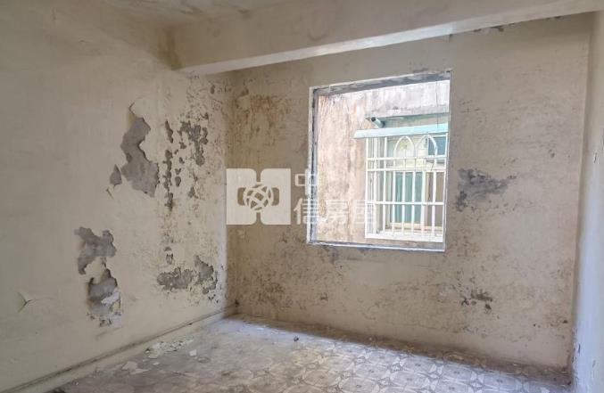 【奔馳】萬能科大旁公寓房屋室內格局與周邊環境