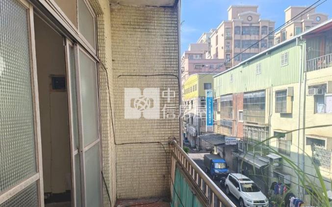 【奔馳】萬能科大旁公寓房屋室內格局與周邊環境