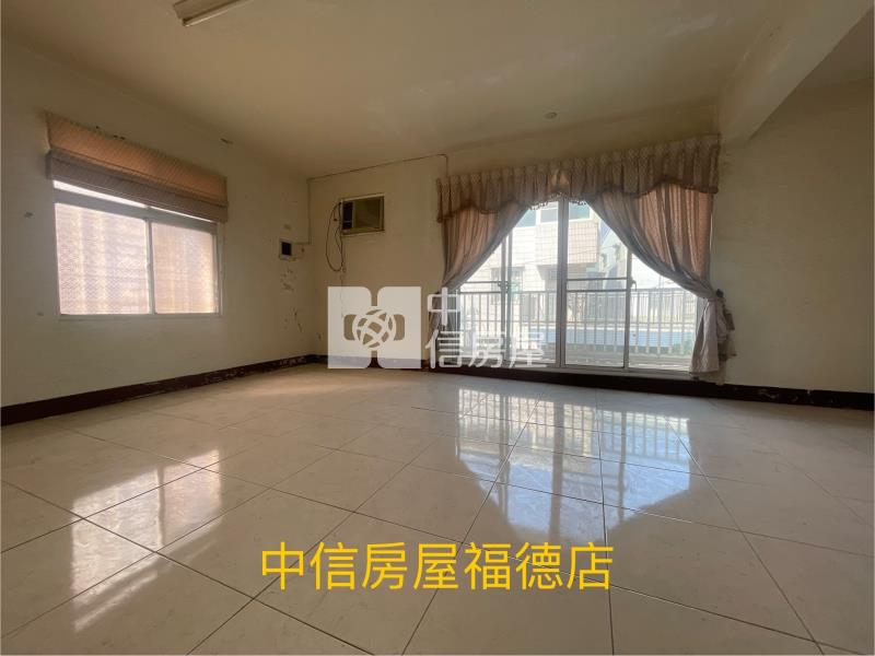 文化路尾金興車庫透天房屋室內格局與周邊環境