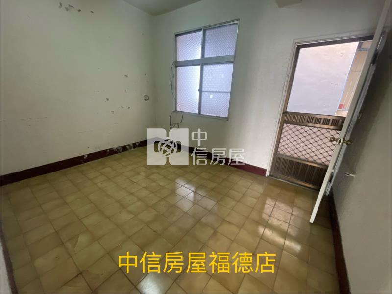 文化路尾金興車庫透天房屋室內格局與周邊環境