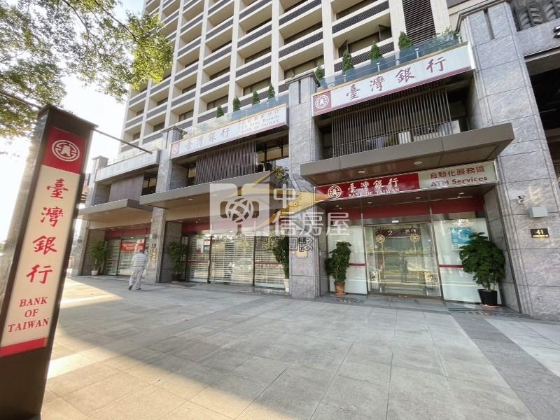 【星鑽】A18站前之星稀有金店面房屋室內格局與周邊環境