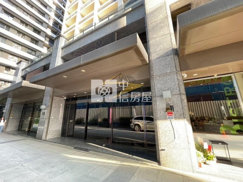 【星鑽】A18站前之星稀有金店面房屋室內格局與周邊環境