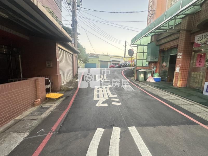 龜山新嶺全新精美透天房屋室內格局與周邊環境