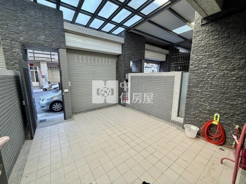 大元國小旁近74號臨路別墅房屋室內格局與周邊環境