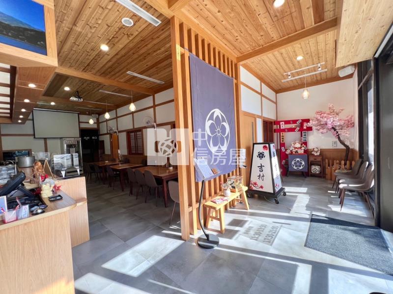 昌隆廣場大面寬金店面房屋室內格局與周邊環境