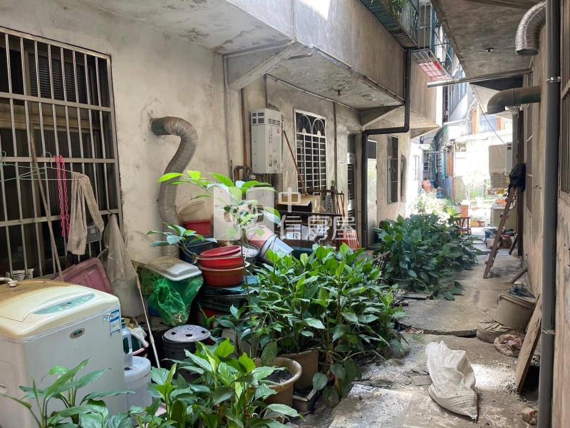 萬大路整新透天房屋室內格局與周邊環境