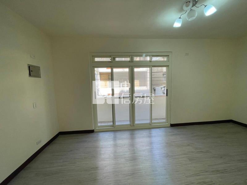 永美路重疊透天房屋室內格局與周邊環境