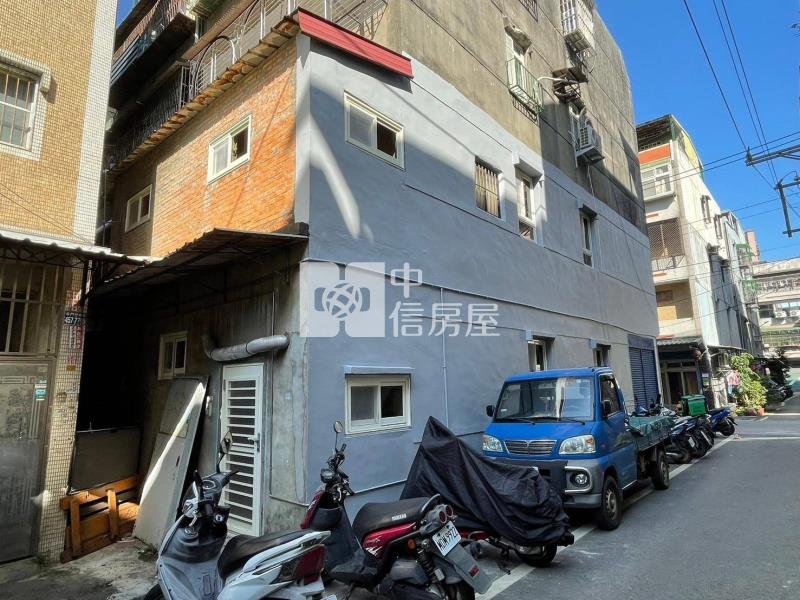 永美路重疊透天房屋室內格局與周邊環境