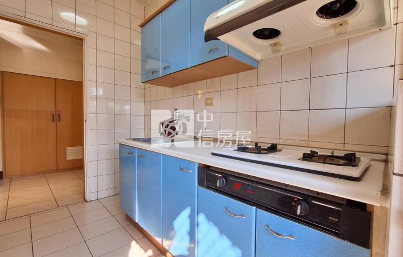 昌平金谷市場溫馨三房車位房屋室內格局與周邊環境