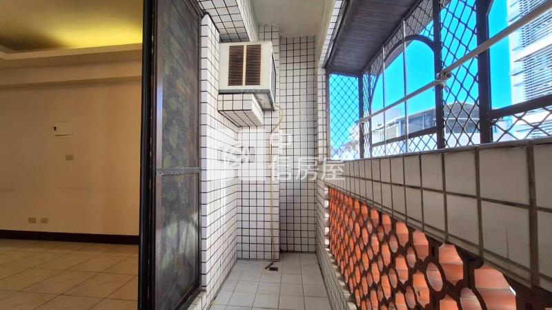 昌平金谷市場溫馨三房車位房屋室內格局與周邊環境