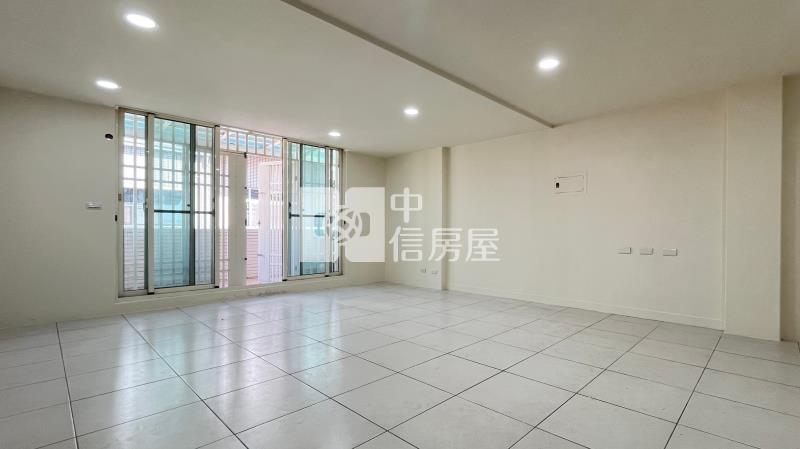 曉明女中門前車位透天美墅房屋室內格局與周邊環境