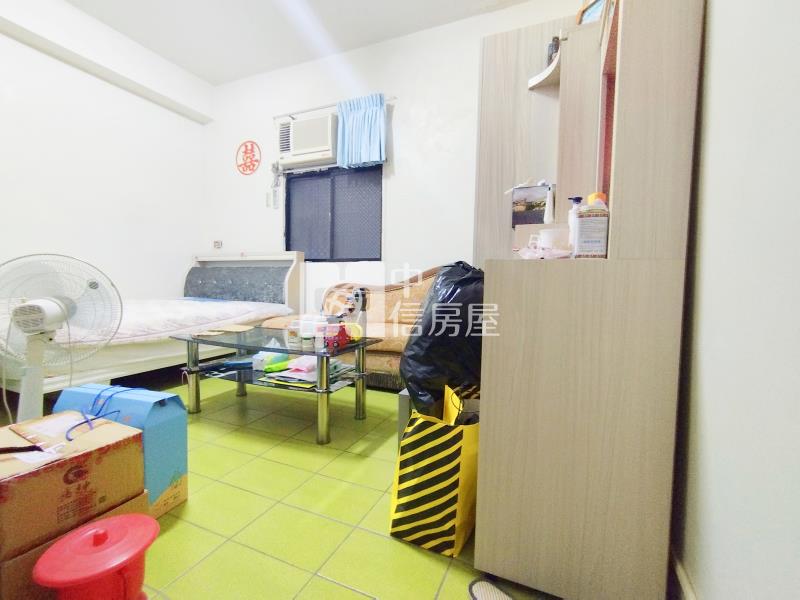 精誠夜市乙工透天房屋室內格局與周邊環境