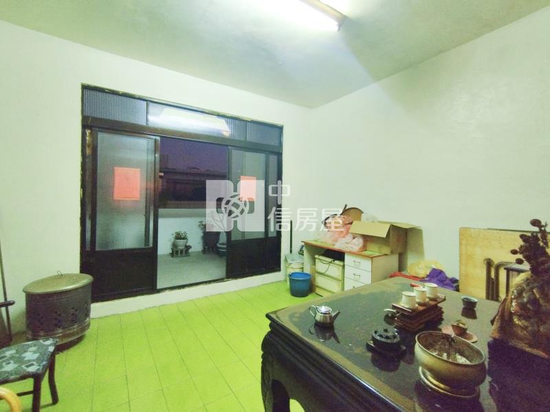 精誠夜市乙工透天房屋室內格局與周邊環境