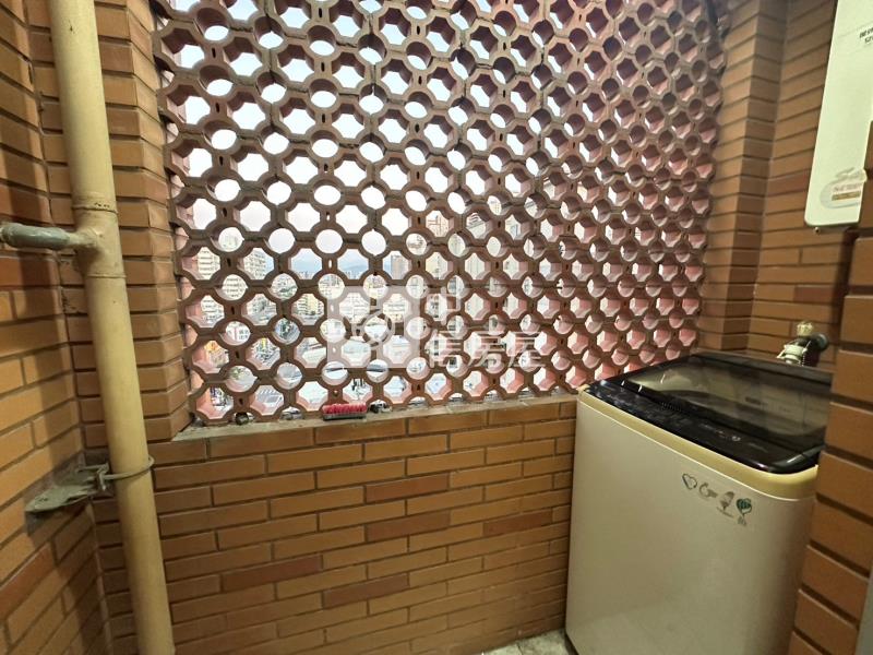 工學商圈高樓無限視野兩房平車房屋室內格局與周邊環境