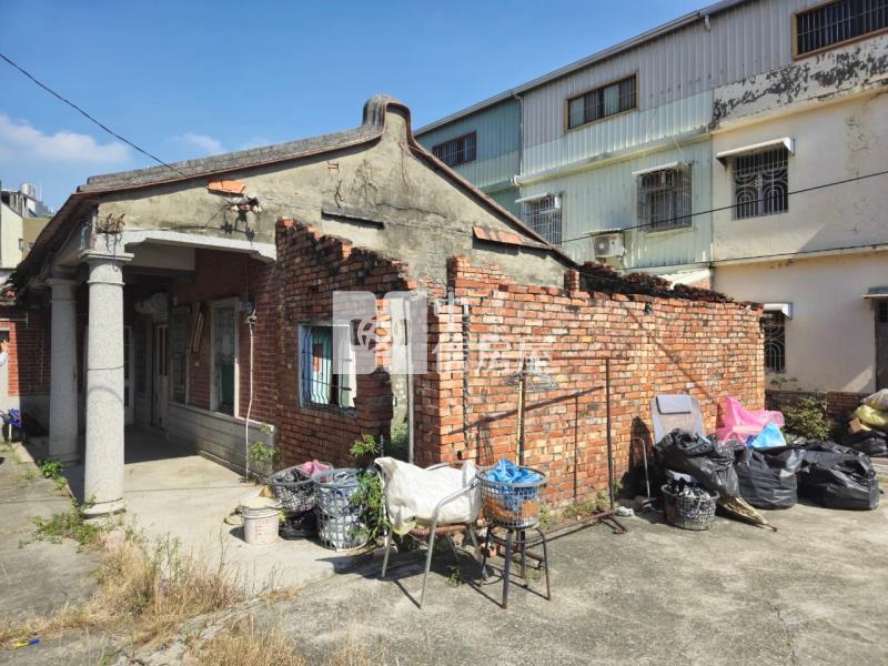 橋頭區-買大地坪送保存登記一樓平房房屋室內格局與周邊環境