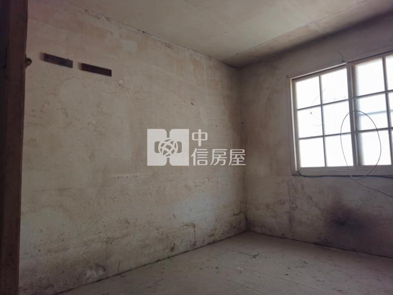 橋頭區-買大地坪送保存登記一樓平房房屋室內格局與周邊環境