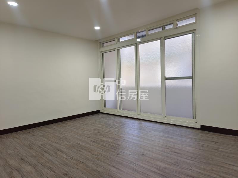 楊梅萬大路整新透天房屋室內格局與周邊環境